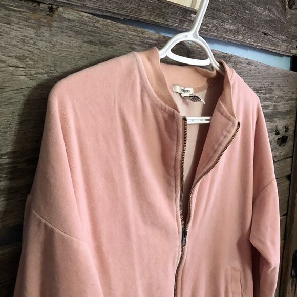 𝅺forever 21 Size Large Pink Valour Sweater Jacket - Picture 2 of 5